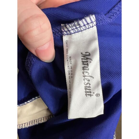 Miraclesuit one piece swimsuit striped blue - Picture 9 of 10